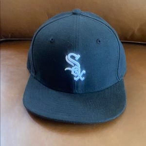 Youth New Era Chicago White Sox Hat size 6 3/8